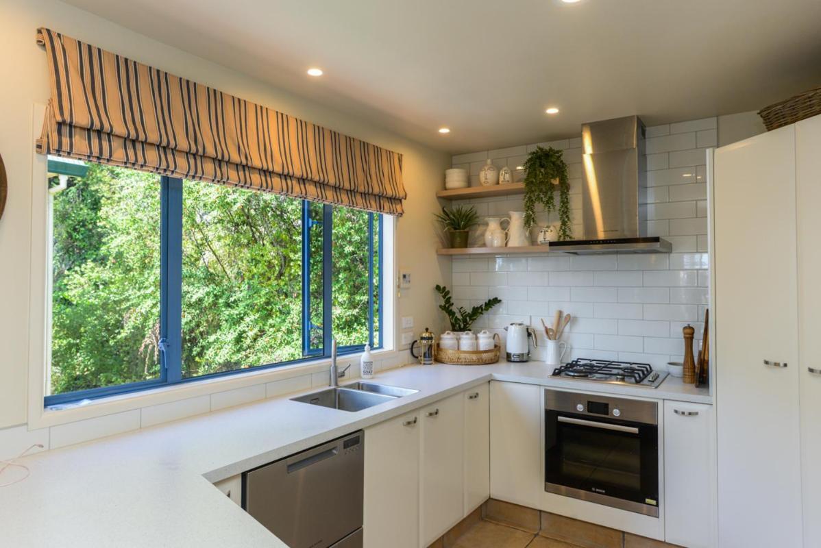 Ahuriri'S Eden - Napier Holiday Home Экстерьер фото