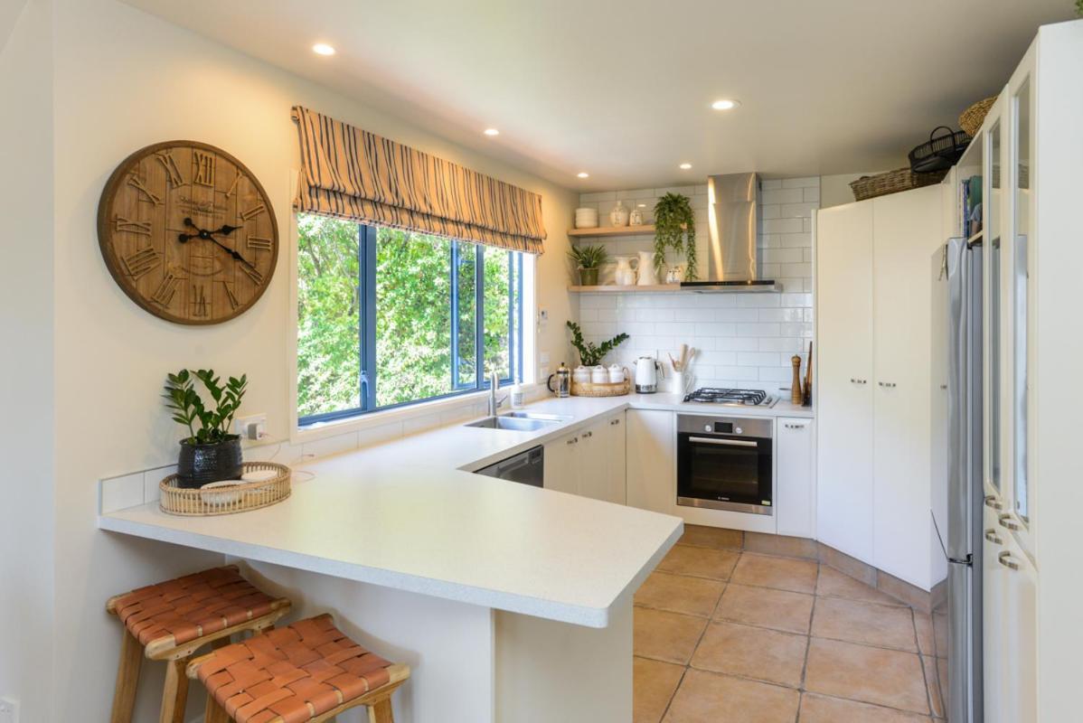 Ahuriri'S Eden - Napier Holiday Home Экстерьер фото